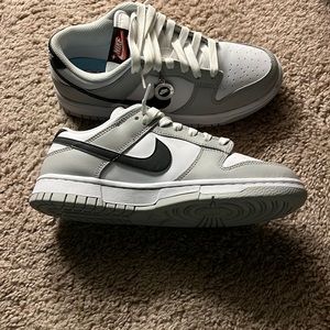 Nike low dunks